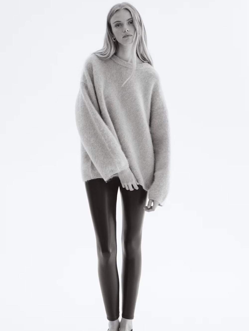 H&M Coated Leggings – Black – Size M